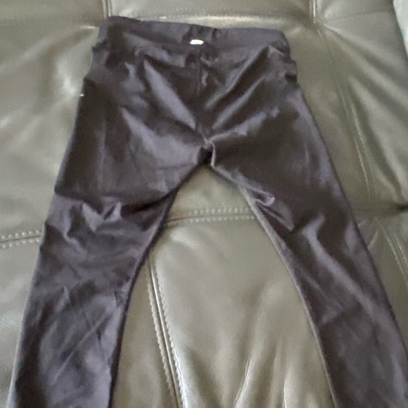 Black stickers capris - Picture 2 of 3